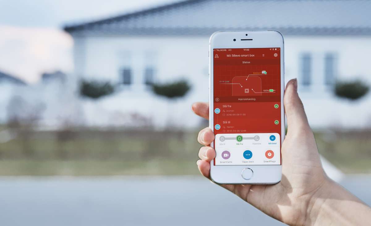 Forbind alarmen med din smartphone